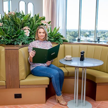 Holiday Inn Werribee By Ihg Екстериор снимка