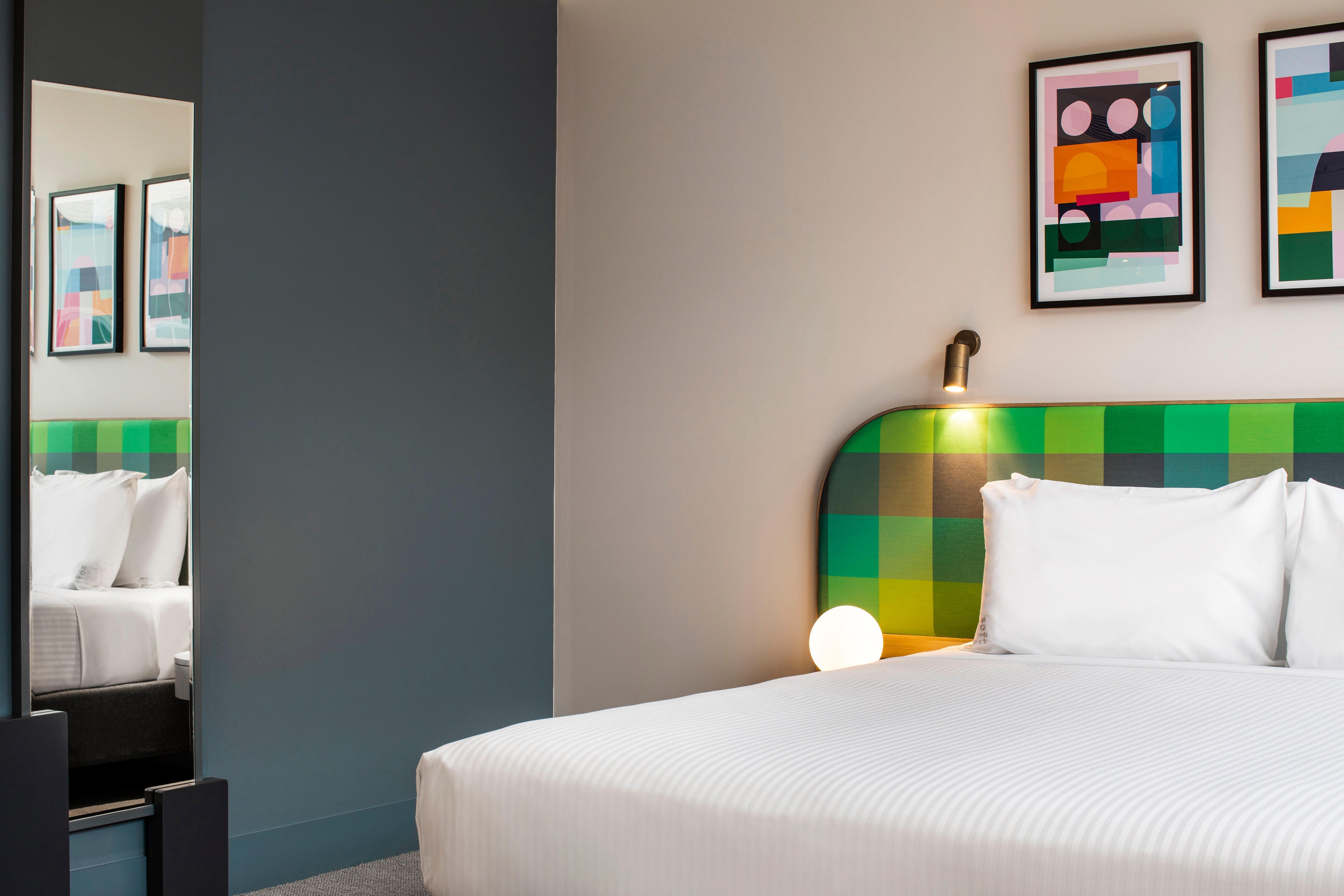 Holiday Inn Werribee By Ihg Екстериор снимка