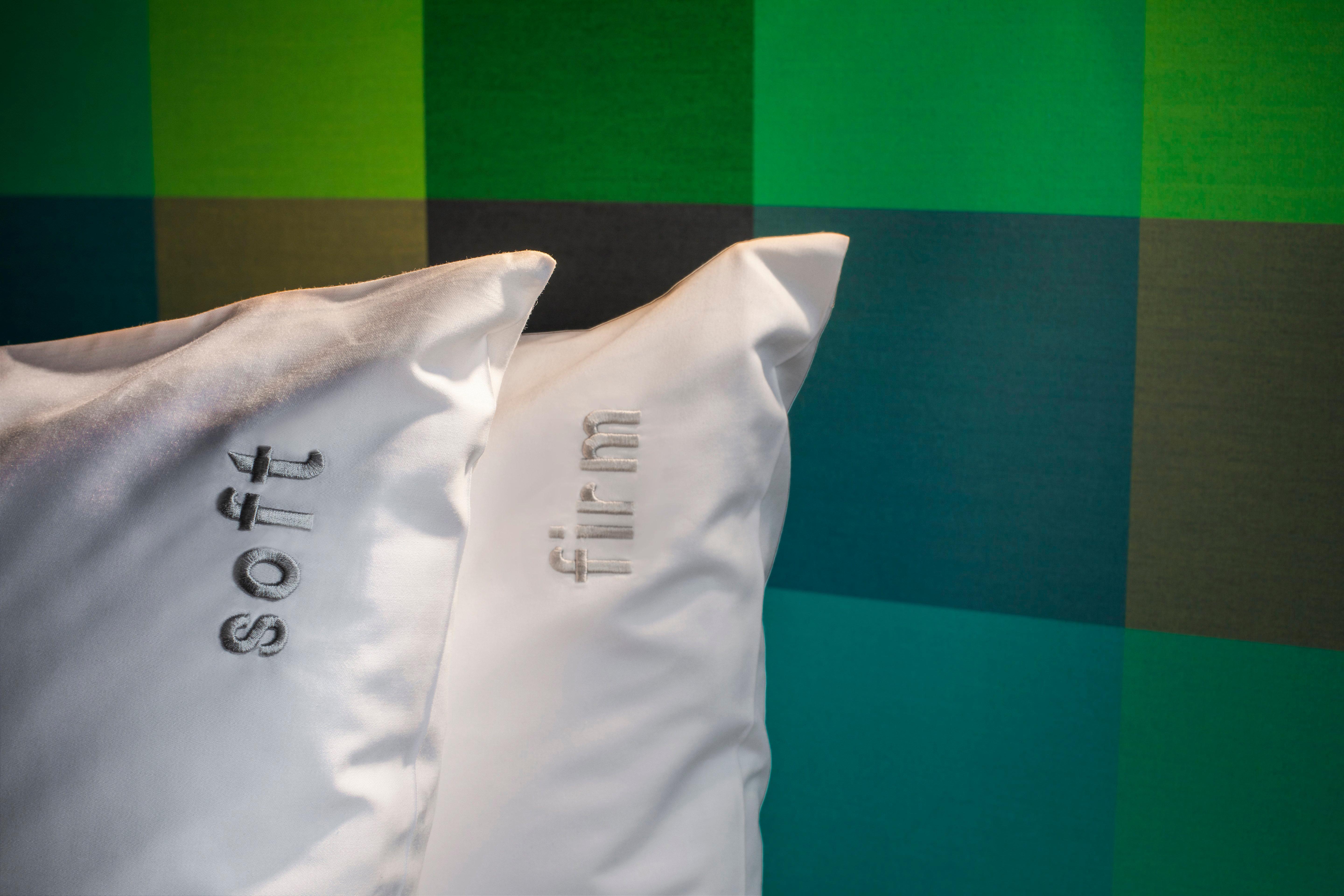 Holiday Inn Werribee By Ihg Екстериор снимка