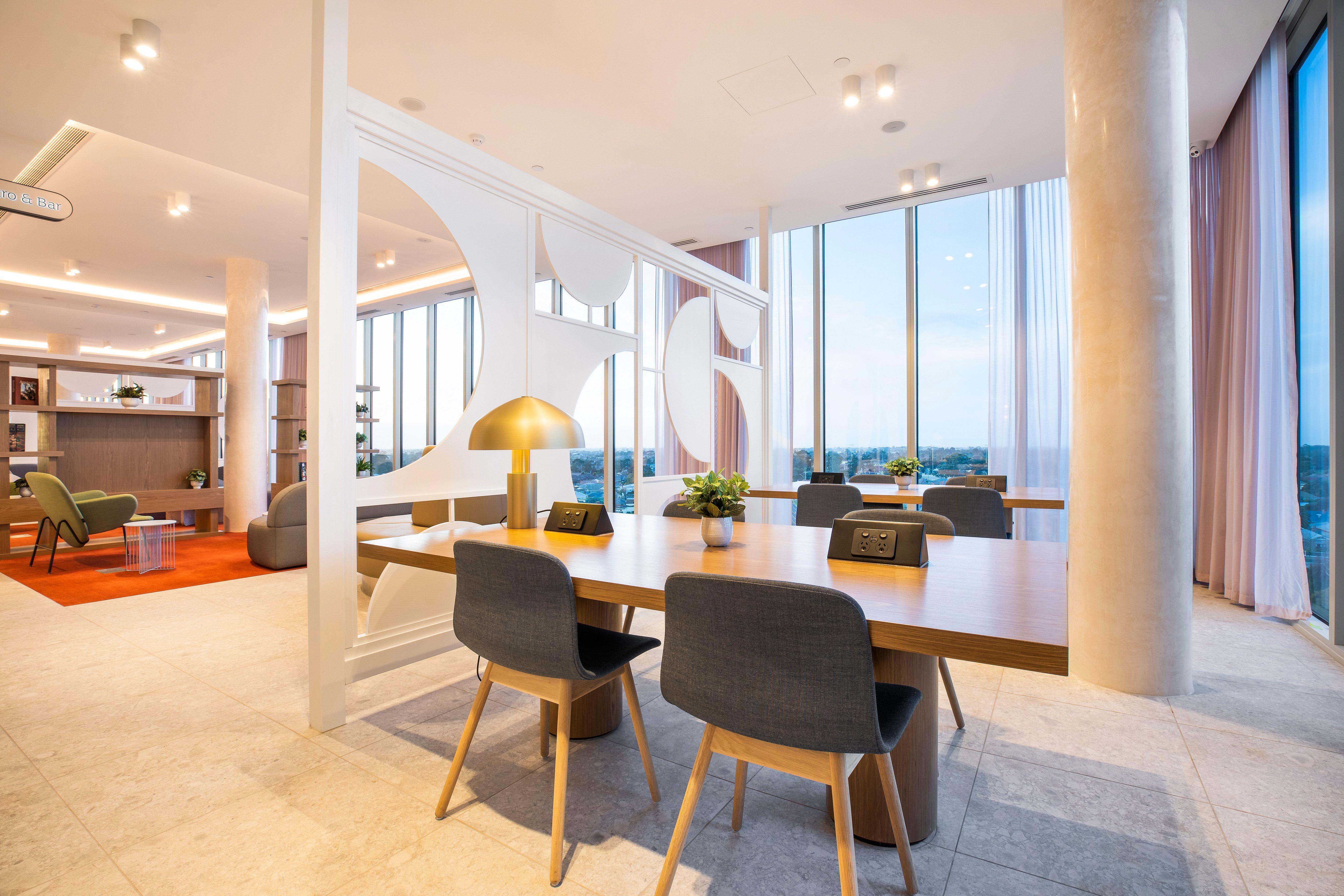 Holiday Inn Werribee By Ihg Екстериор снимка