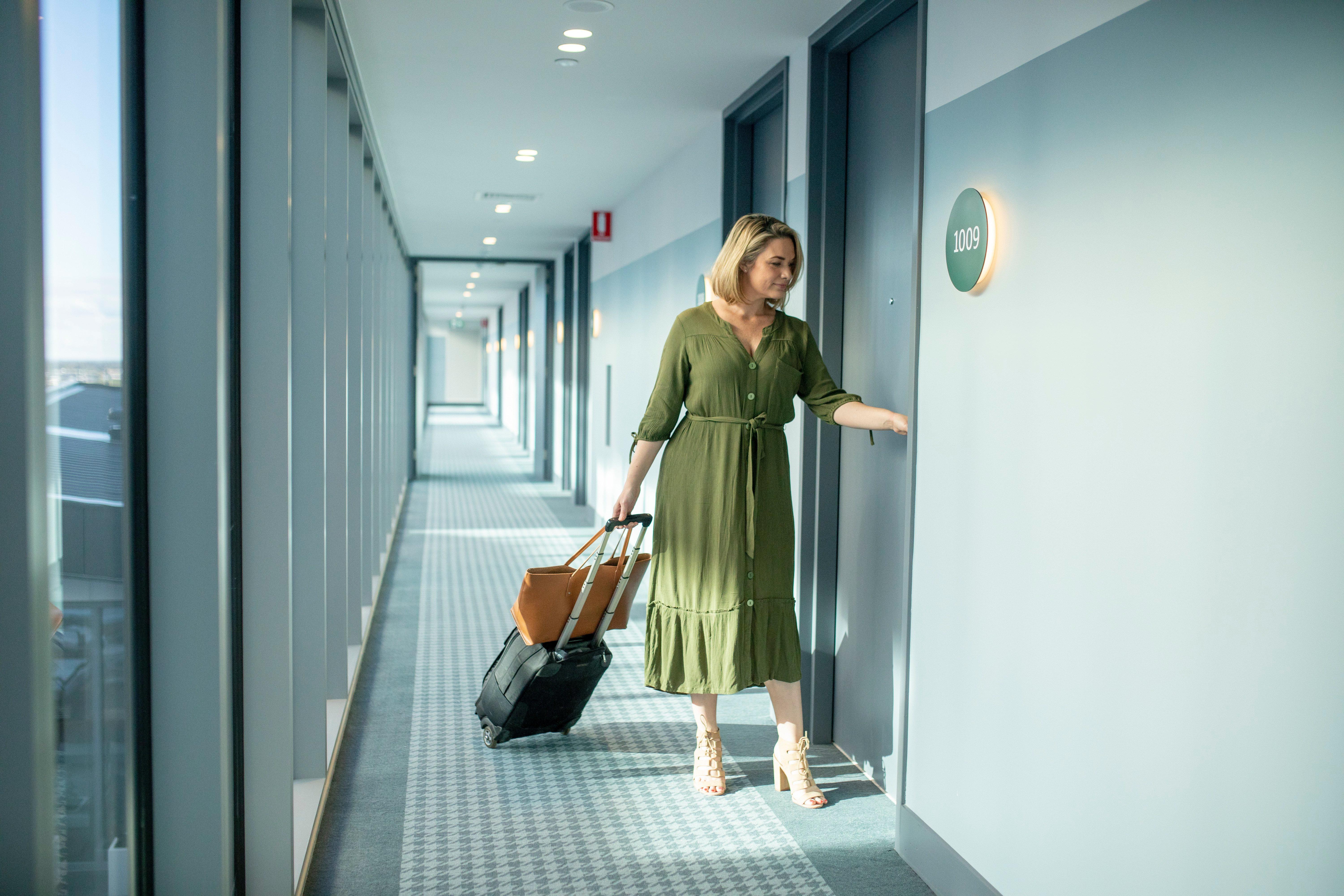 Holiday Inn Werribee By Ihg Екстериор снимка